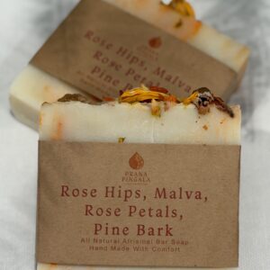 rose hips, malva, rose petals, pine bark